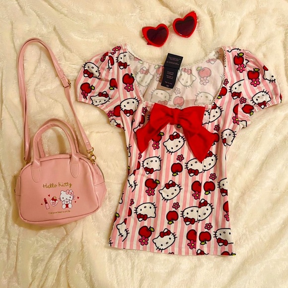 Hello Kitty Tops - Hello Kitty Pink and Red Bow Top with Accessories